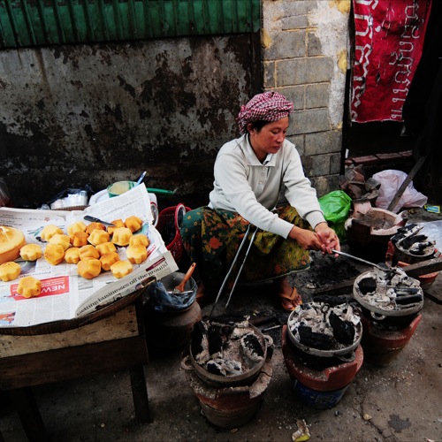 Siem Reap, dame op straat
